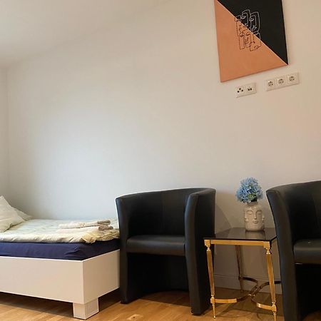 Luxury Apartment With Air Conditioning & Jaccuzzi Near Frankfurt Wiesbaden Хофхайм-ам-Таунус Экстерьер фото