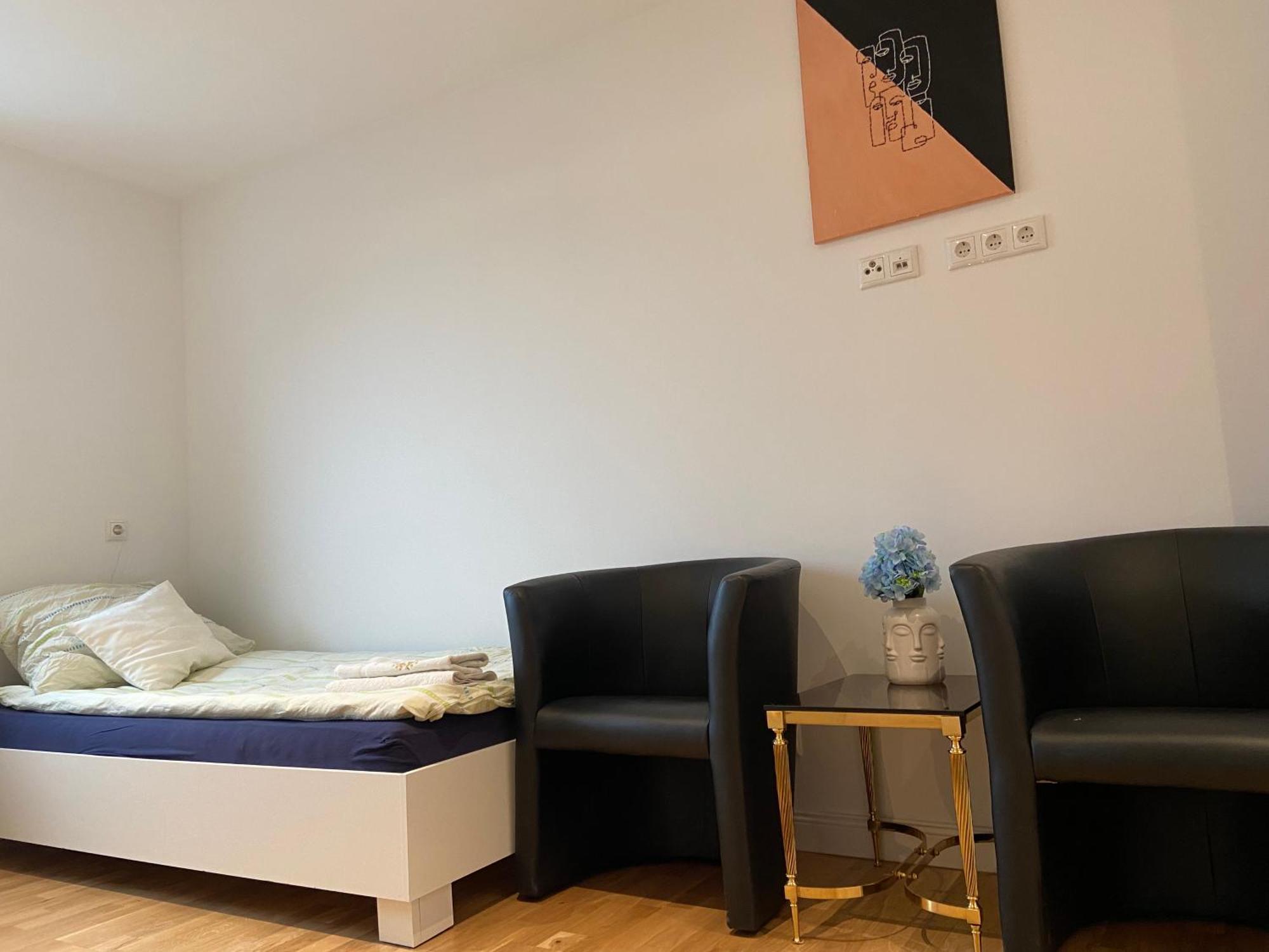 Luxury Apartment With Air Conditioning & Jaccuzzi Near Frankfurt Wiesbaden Хофхайм-ам-Таунус Экстерьер фото