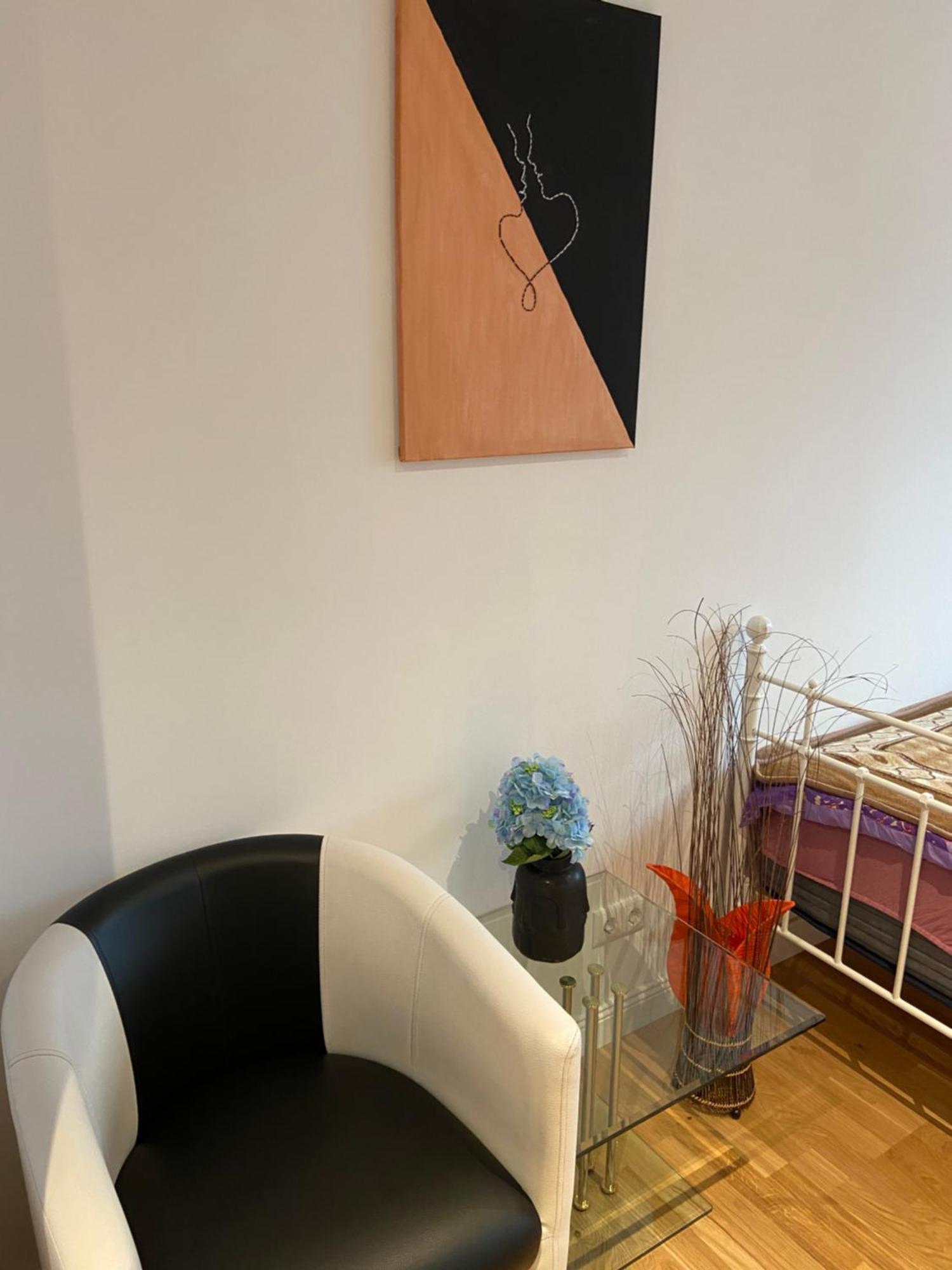 Luxury Apartment With Air Conditioning & Jaccuzzi Near Frankfurt Wiesbaden Хофхайм-ам-Таунус Экстерьер фото